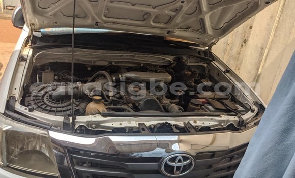 Acheter Occasion Voiture Toyota Hilux Blanc à Lomé, Togo Acheter Occasion Voiture Toyota Hilux Blanc à Lomé, Togo