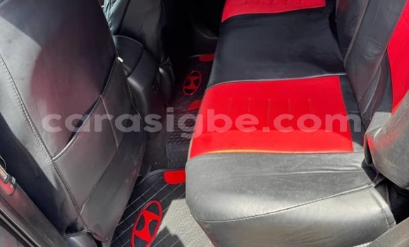 Acheter Occasion Voiture Hyundai Santa Fe Gris à Lomé, Togo Acheter Occasion Voiture Hyundai Santa Fe Gris à Lomé, Togo