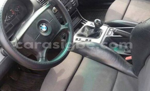 Buy Used BMW 3–Series Silver Car in Lome in Togo Buy Used BMW 3–Series Silver Car in Lome in Togo