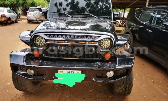 Acheter Occasion Voiture Jeep Wrangler Noir à Lomé, Togo Acheter Occasion Voiture Jeep Wrangler Noir à Lomé, Togo