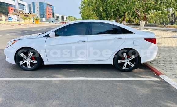 Acheter Occasion Voiture Hyundai Sonata Blanc à Lomé, Togo Acheter Occasion Voiture Hyundai Sonata Blanc à Lomé, Togo