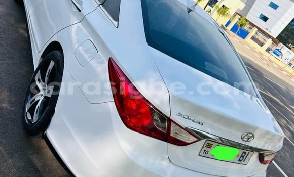 Acheter Occasion Voiture Hyundai Sonata Blanc à Lomé, Togo Acheter Occasion Voiture Hyundai Sonata Blanc à Lomé, Togo