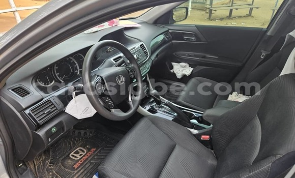 Acheter Occasion Voiture Honda Accord Gris à Lomé, Togo Acheter Occasion Voiture Honda Accord Gris à Lomé, Togo