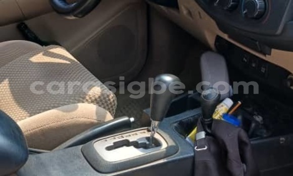 Acheter Occasion Voiture Toyota Fortuner Noir à Lomé, Togo Acheter Occasion Voiture Toyota Fortuner Noir à Lomé, Togo