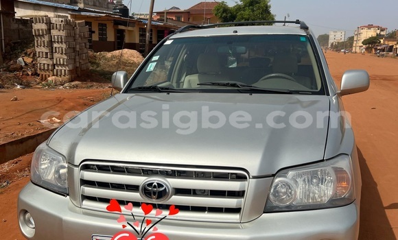 Acheter Occasion Voiture Toyota Highlander Beige à Lomé, Togo Acheter Occasion Voiture Toyota Highlander Beige à Lomé, Togo