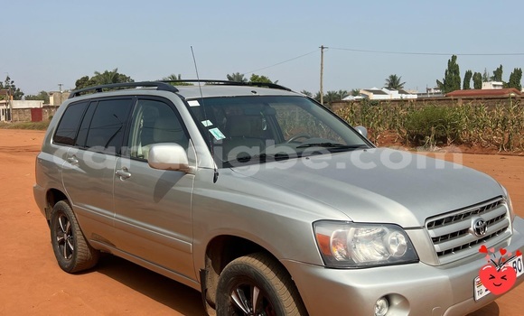 Acheter Occasion Voiture Toyota Highlander Beige à Lomé, Togo Acheter Occasion Voiture Toyota Highlander Beige à Lomé, Togo