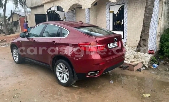 Acheter Occasion Voiture BMW X6 Rouge à Lomé, Togo Acheter Occasion Voiture BMW X6 Rouge à Lomé, Togo