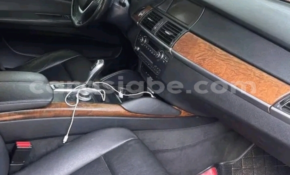 Acheter Occasion Voiture BMW X6 Rouge à Lomé, Togo Acheter Occasion Voiture BMW X6 Rouge à Lomé, Togo