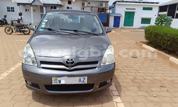 Buy Used Toyota Corolla Verso Silver Car in Lome in Togo Buy Used Toyota Corolla Verso Silver Car in Lome in Togo