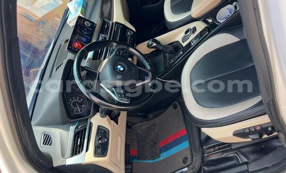 Acheter Occasion Voiture BMW X1 Blanc à Lomé, Togo Acheter Occasion Voiture BMW X1 Blanc à Lomé, Togo