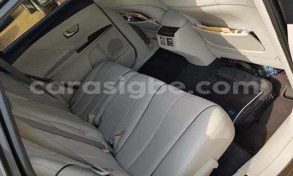 Buy Used Toyota Venza Brown Car in Lome in Togo Buy Used Toyota Venza Brown Car in Lome in Togo