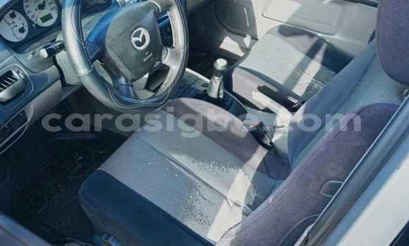 Acheter Occasion Voiture Mazda 323 Gris à Lomé, Maritime Acheter Occasion Voiture Mazda 323 Gris à Lomé, Maritime