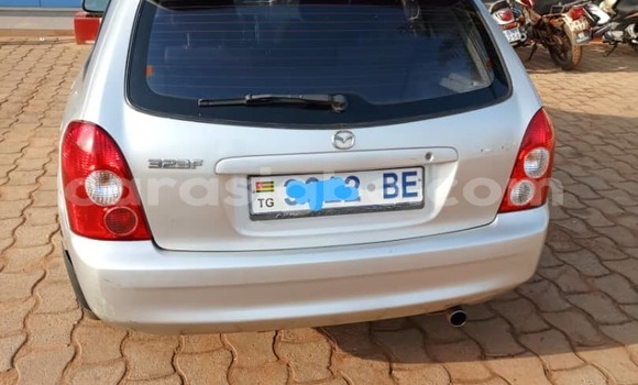 Acheter Occasion Voiture Mazda 323 Gris à Lomé, Maritime Acheter Occasion Voiture Mazda 323 Gris à Lomé, Maritime