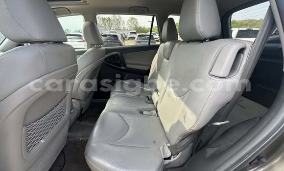 Buy Used Toyota RAV4 Brown Car in Lome in Maritime Buy Used Toyota RAV4 Brown Car in Lome in Maritime