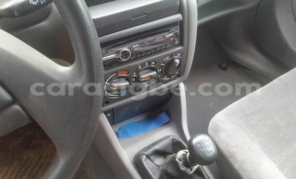 Acheter Occasion Voiture Opel Astra Rouge à Lomé, Togo Acheter Occasion Voiture Opel Astra Rouge à Lomé, Togo