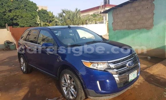 Acheter Occasion Voiture Ford Edge Bleu à Lomé, Togo Acheter Occasion Voiture Ford Edge Bleu à Lomé, Togo