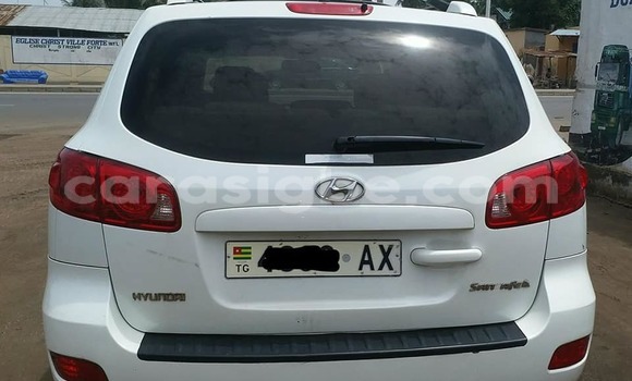 Buy Used Hyundai Santa Fe White Car in Lome in Maritime Buy Used Hyundai Santa Fe White Car in Lome in Maritime