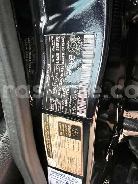 Big with watermark mercedes benz glk class maritime lome 10592