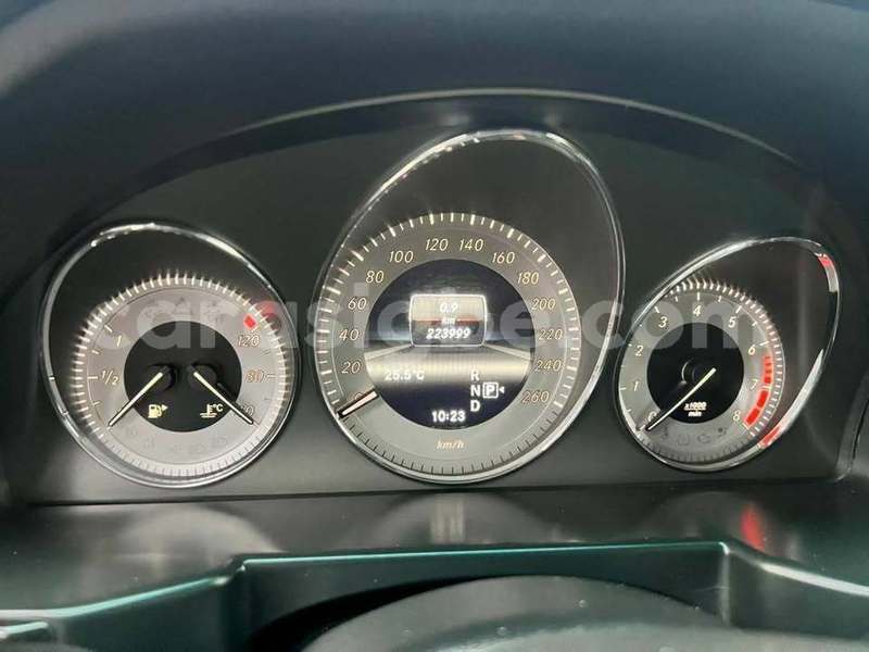 Big with watermark mercedes benz glk class maritime lome 10592