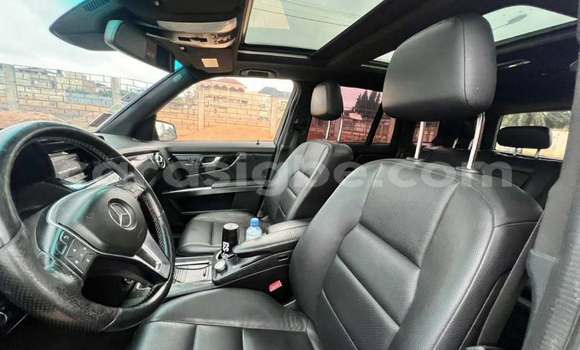 Acheter Occasion Voiture Mercedes‒Benz GLK–Class Noir à Lomé, Maritime Acheter Occasion Voiture Mercedes‒Benz GLK–Class Noir à Lomé, Maritime