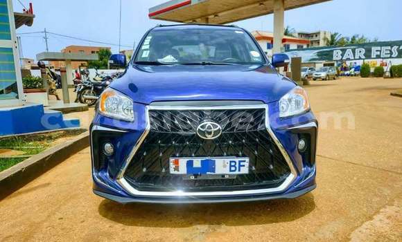 Acheter Occasion Voiture Toyota RAV4 Bleu à Lome, West africa Acheter Occasion Voiture Toyota RAV4 Bleu à Lome, West africa