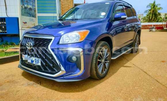 Acheter Occasion Voiture Toyota RAV4 Bleu à Lome, West africa Acheter Occasion Voiture Toyota RAV4 Bleu à Lome, West africa