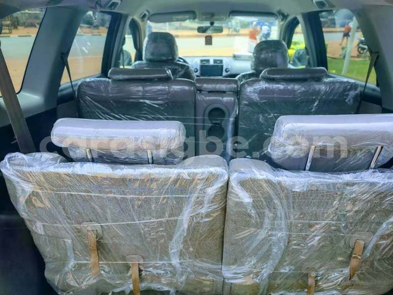 Big with watermark toyota rav4 west africa lome 10596