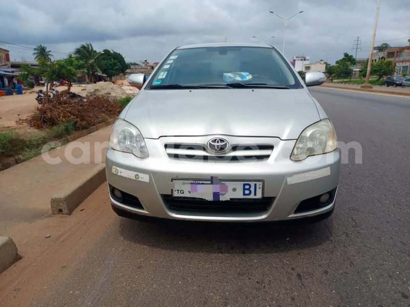 Big with watermark toyota dolphin west africa lome 10601