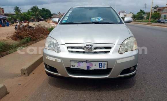 Acheter Occasion Voiture Toyota Dolphin Gris à Lome, West africa Acheter Occasion Voiture Toyota Dolphin Gris à Lome, West africa