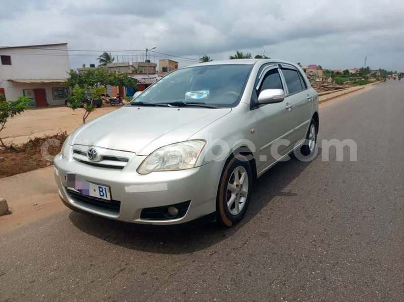 Big with watermark toyota dolphin west africa lome 10601