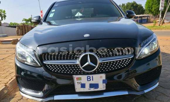 Acheter Occasion Voiture Mercedes‒Benz C–Class Noir à Lomé, Maritime Acheter Occasion Voiture Mercedes‒Benz C–Class Noir à Lomé, Maritime