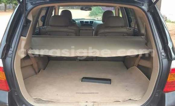 Buy Used Toyota Highlander Black Car in Lome in Maritime Buy Used Toyota Highlander Black Car in Lome in Maritime