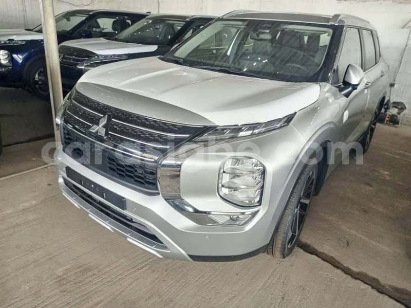 Big with watermark mitsubishi outlander maritime lome 10613