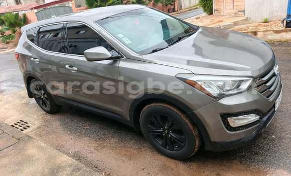 Buy Used Hyundai Santa Fe Other Car in Lome in West africa Buy Used Hyundai Santa Fe Other Car in Lome in West africa