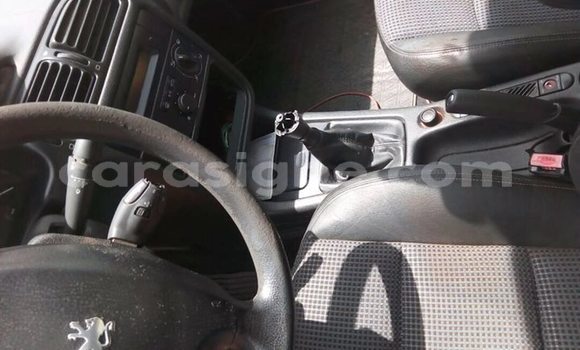 Acheter Occasion Voiture Peugeot 406 Gris à Lomé, Togo Acheter Occasion Voiture Peugeot 406 Gris à Lomé, Togo