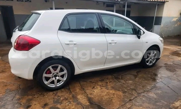 Buy Used Toyota Auris White Car in Lome in Togo Buy Used Toyota Auris White Car in Lome in Togo