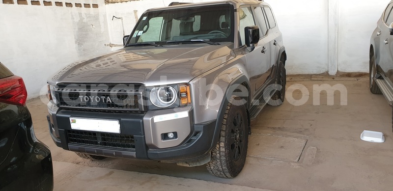 Big with watermark toyota land cruiser west africa lome 10691