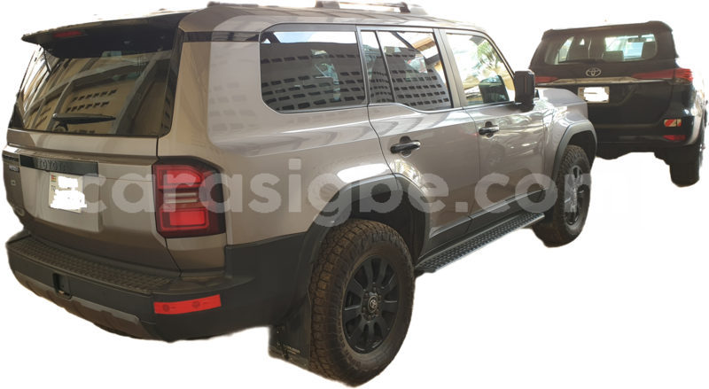 Big with watermark toyota land cruiser west africa lome 10691