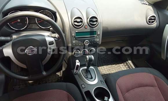 Buy Used Nissan Rogue Brown Car in Lome in Maritime Buy Used Nissan Rogue Brown Car in Lome in Maritime