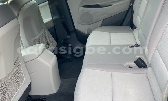 Acheter Neuf Voiture Hyundai Tucson Blanc à Lome, West africa Acheter Neuf Voiture Hyundai Tucson Blanc à Lome, West africa