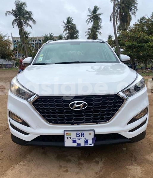 Big with watermark hyundai tucson west africa lome 10693
