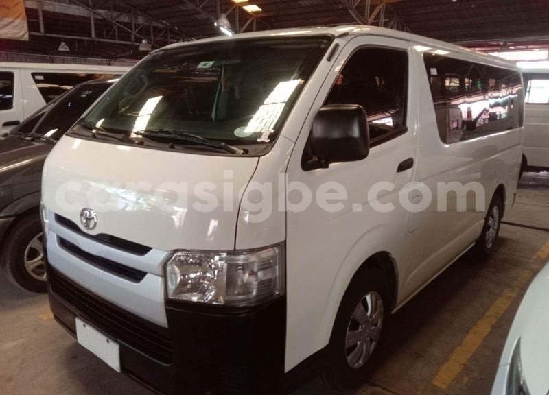 Big with watermark toyota hiace maritime lome 10800