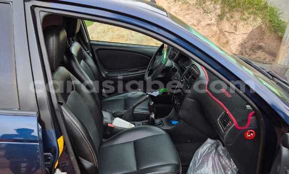 Acheter Occasion Voiture Toyota Avensis Bleu à Lome, West africa Acheter Occasion Voiture Toyota Avensis Bleu à Lome, West africa