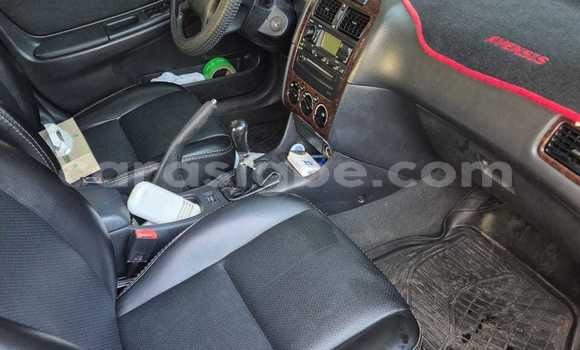 Acheter Occasion Voiture Toyota Avensis Bleu à Lome, West africa Acheter Occasion Voiture Toyota Avensis Bleu à Lome, West africa