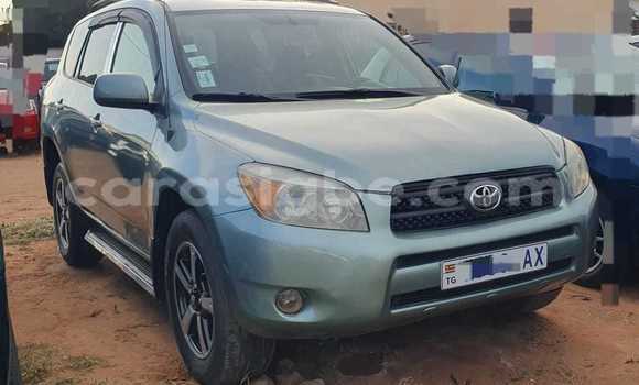 Acheter Occasion Voiture Toyota RAV4 Vert à Lomé, Togo Acheter Occasion Voiture Toyota RAV4 Vert à Lomé, Togo