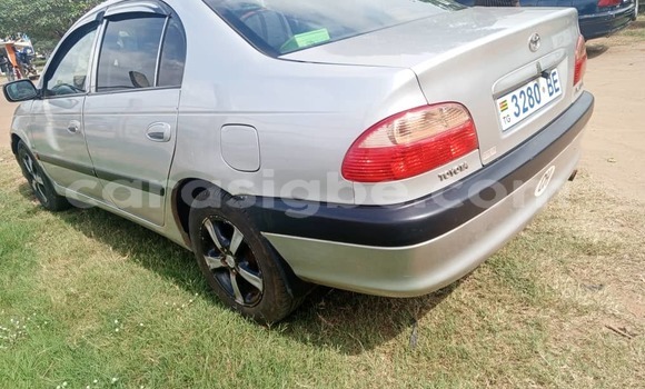Buy Used Toyota Avensis Silver Car in Vogan in Togo Buy Used Toyota Avensis Silver Car in Vogan in Togo