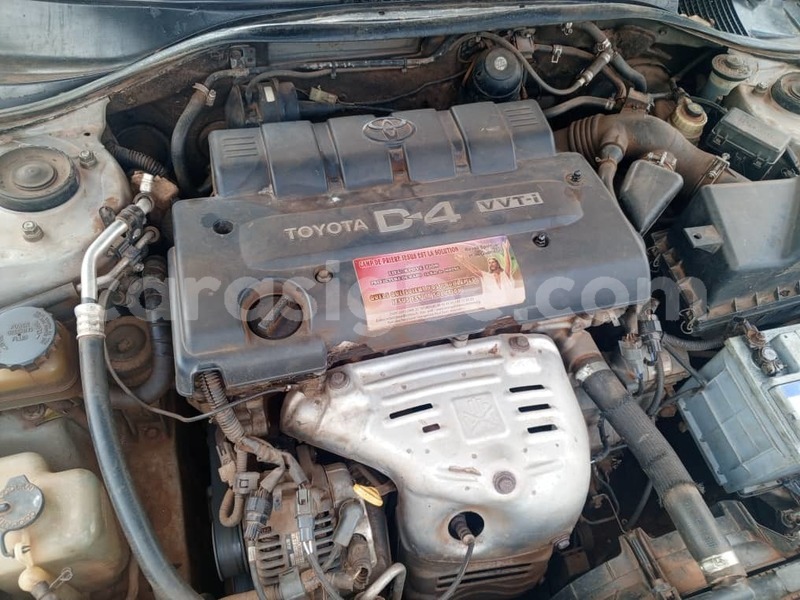 Big with watermark toyota avensis togo vogan 10811