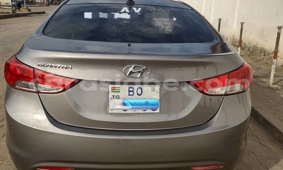 Acheter Occasion Voiture Hyundai Elantra Gris à Lomé, Maritime Acheter Occasion Voiture Hyundai Elantra Gris à Lomé, Maritime