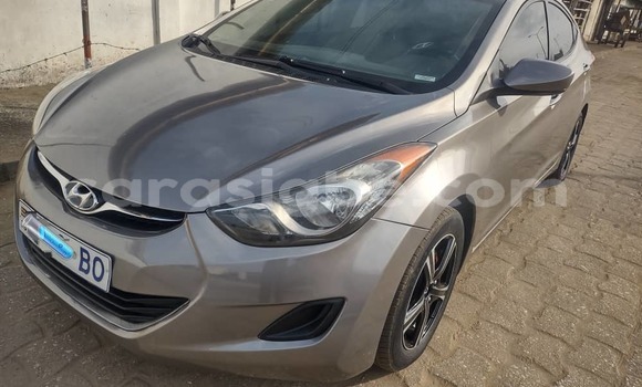 Acheter Occasion Voiture Hyundai Elantra Gris à Lomé, Maritime Acheter Occasion Voiture Hyundai Elantra Gris à Lomé, Maritime