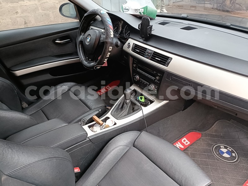 Big with watermark bmw 3 series togo lome 10815